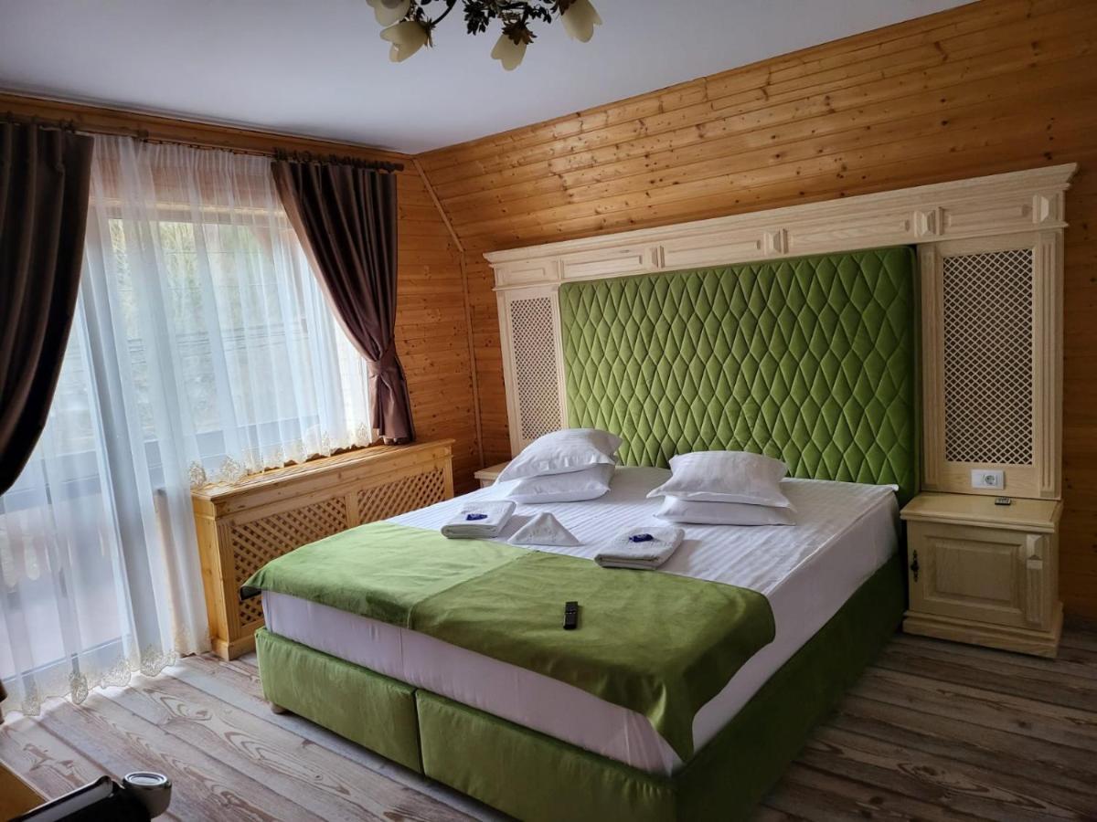 Hotel Casa Baciu Fundu Moldovei Esterno foto