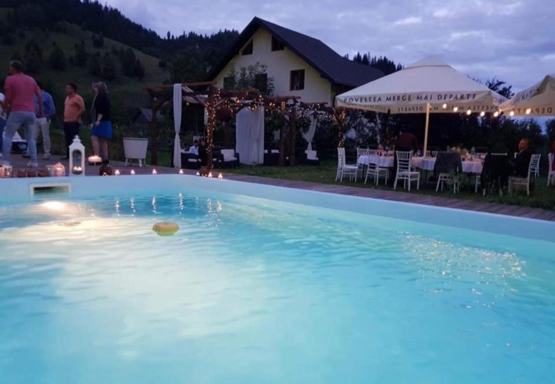 Hotel Casa Baciu Fundu Moldovei Esterno foto