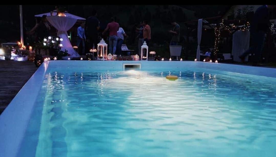 Hotel Casa Baciu Fundu Moldovei Esterno foto