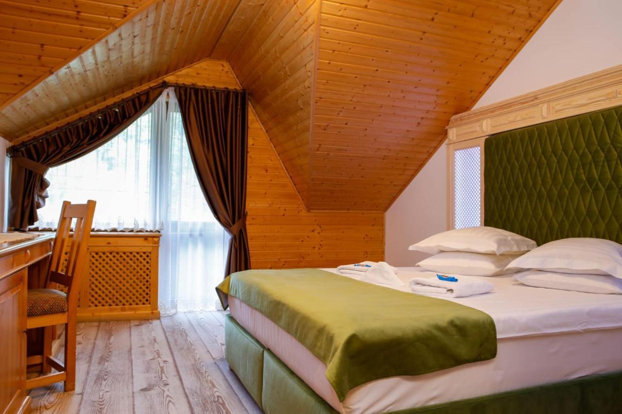 Hotel Casa Baciu Fundu Moldovei Esterno foto