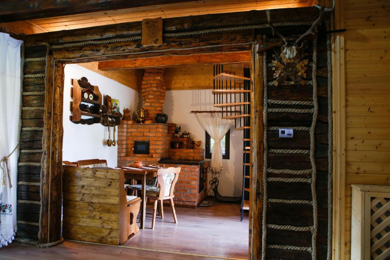 Hotel Casa Baciu Fundu Moldovei Esterno foto