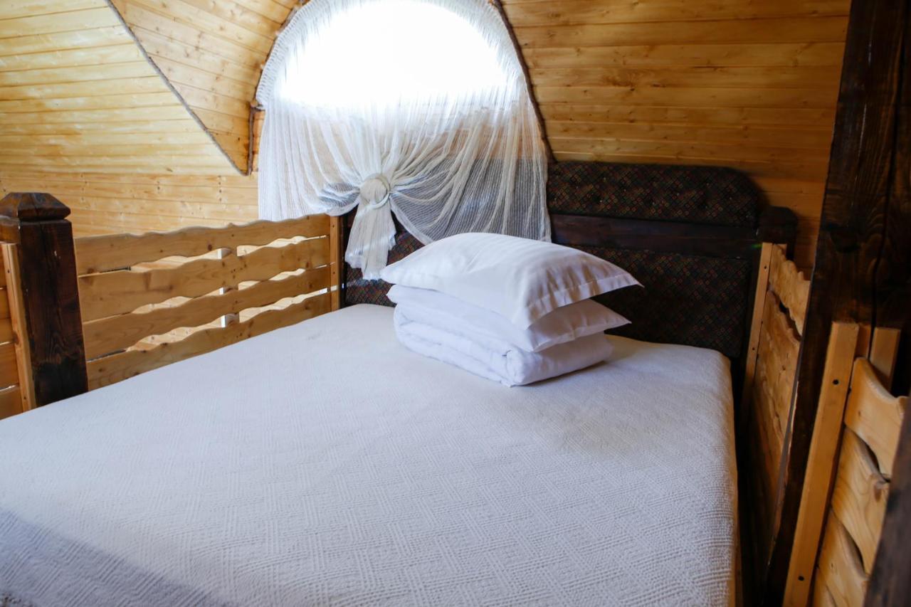Hotel Casa Baciu Fundu Moldovei Esterno foto