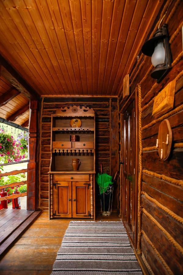 Hotel Casa Baciu Fundu Moldovei Esterno foto