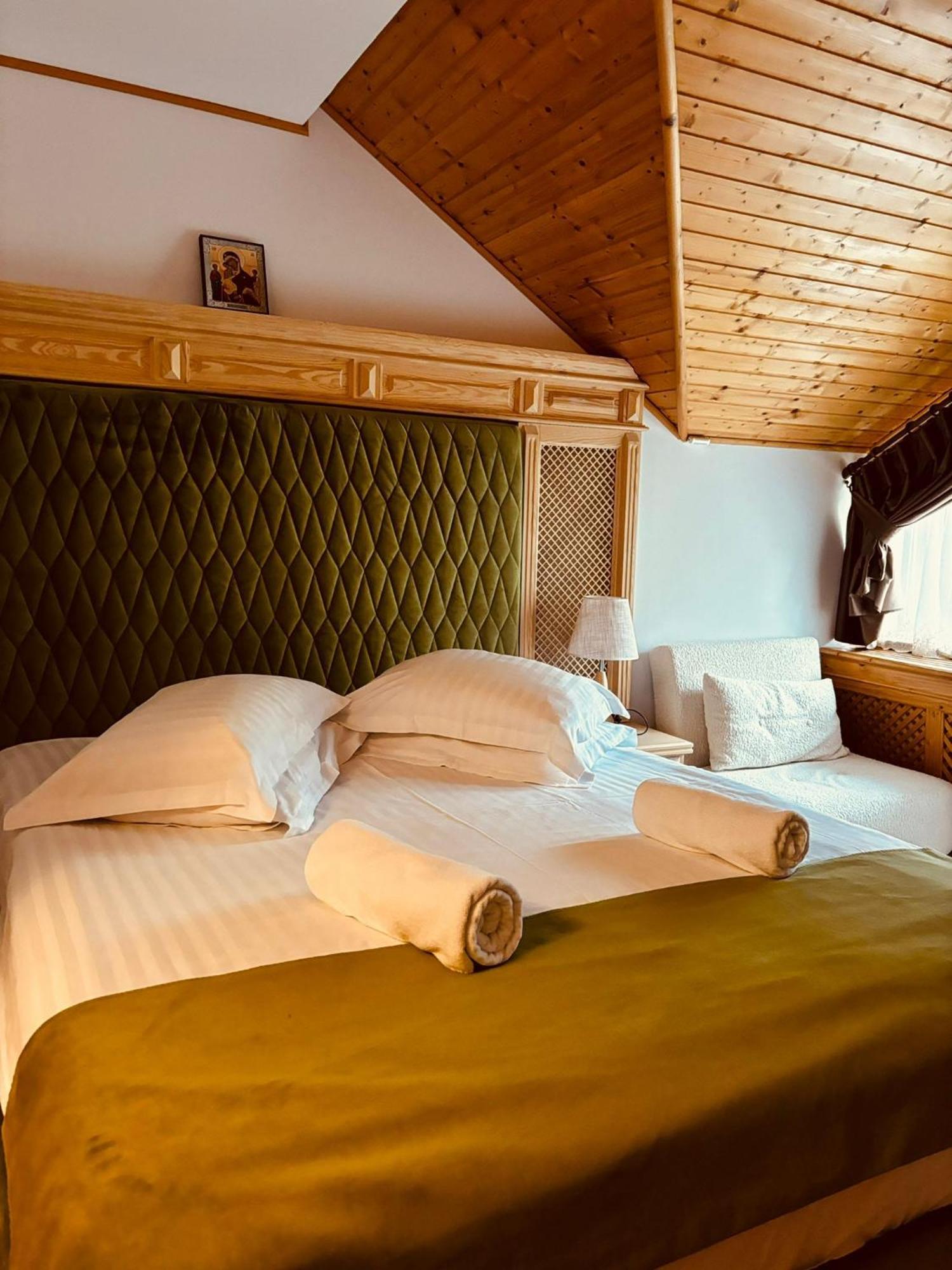 Hotel Casa Baciu Fundu Moldovei Esterno foto